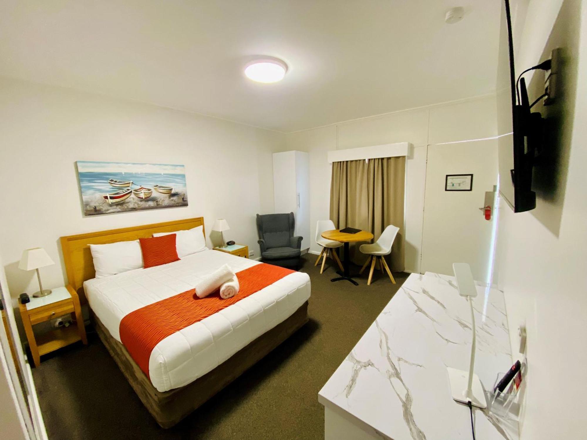 Colonial Lodge Motor Inn Yass Buitenkant foto