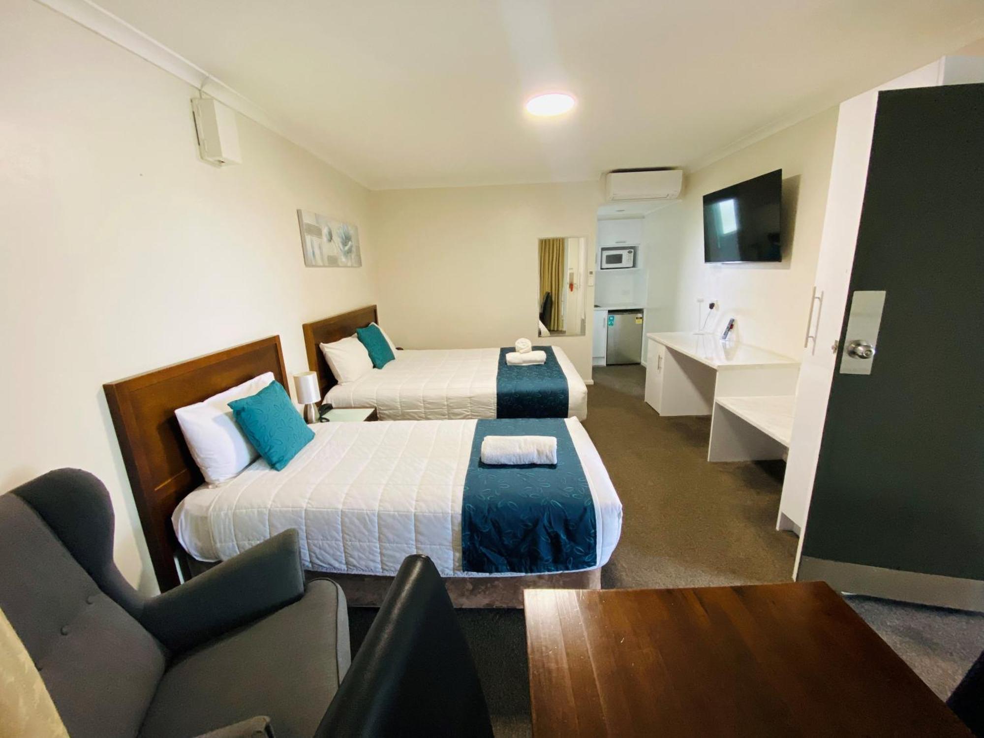 Colonial Lodge Motor Inn Yass Buitenkant foto